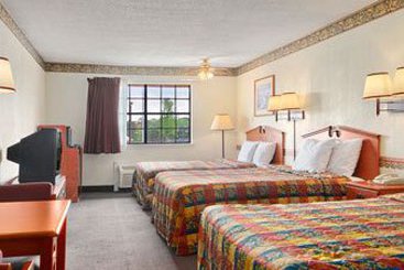 Hotel Days Inn & Suites Marshall  | Marshall | Texas | United States 4