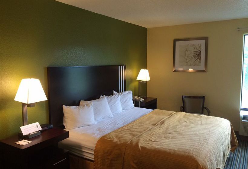 Hotel Quality Inn & Suites  | Wytheville | Virginia | United States 8