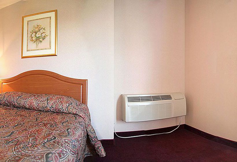 Hotel Ramada Inn & Suites SeaTac Washington