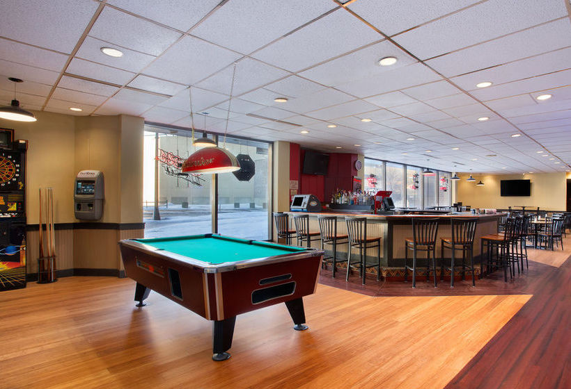 Ramada Hotel & Convention Center  | Waterloo | Iowa | United States 7