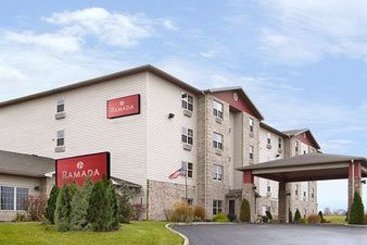Hotel Ramada Sparta/At Speedway  