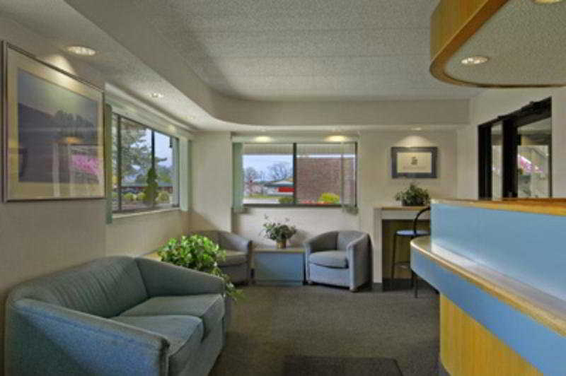 Hotel Red Roof Inn Elkhart  | Elkhart | Indiana | United States 15