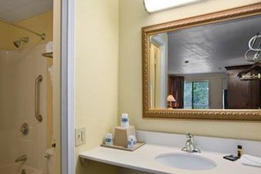 Thunderbird Motel  | West Yarmouth | Massachusetts | United States 5