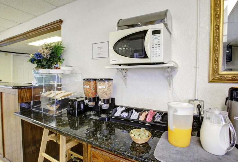 Hotel Rodeway Inn Waco  | Waco | Texas | United States 1