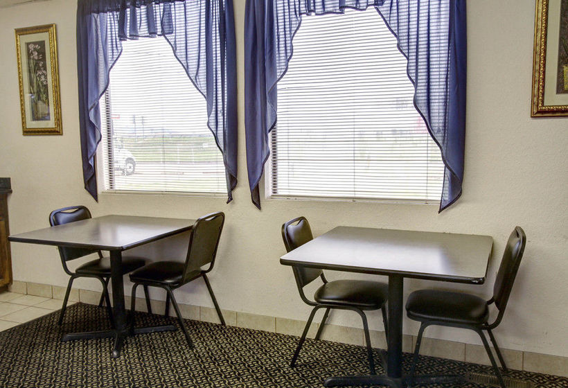 Hotel Rodeway Inn Waco  | Waco | Texas | United States 4