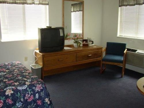 Hotel Groton Inn & Suites  | Groton | Connecticut | United States 16