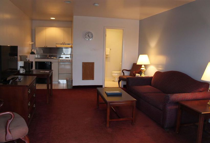 Hotel Groton Inn & Suites  | Groton | Connecticut | United States 3