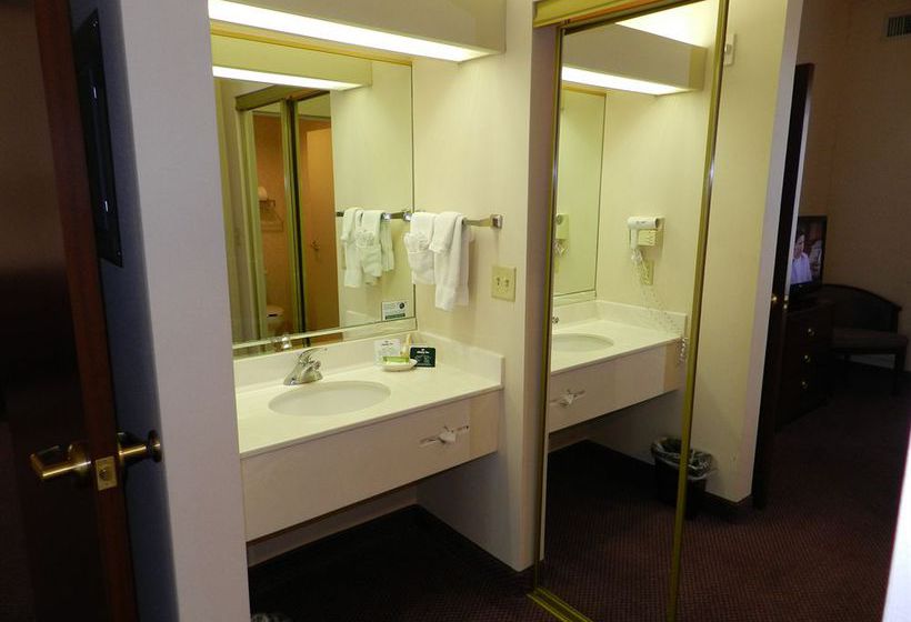 Hotel Ashmore Inn & Suites Amarillo  | Amarillo | Texas | United States 9