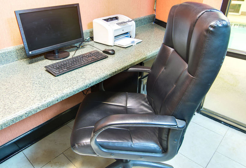 Hotel Comfort Inn & Suites Macon  | Macon | Georgia | United States 6