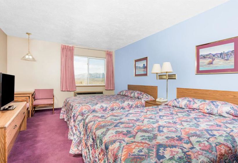 Hotel Super 8 Beaver  | Beaver | Utah | United States 3