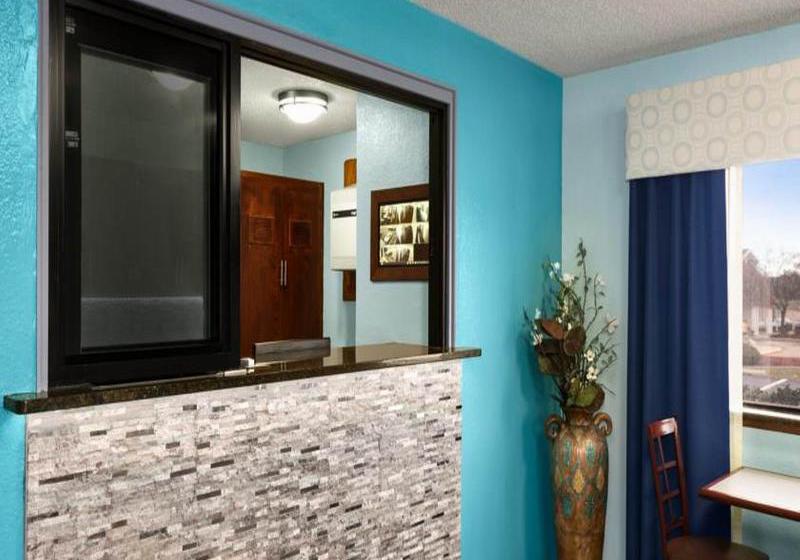 Hotel Travelodge Battle Creek  | Battle Creek | Michigan | United States 11