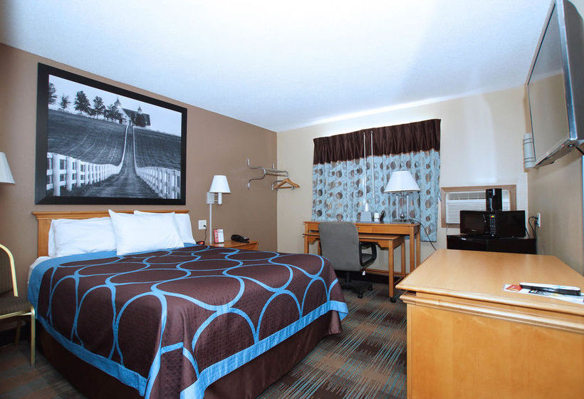 Hotel Super 8 Elkhart  | Elkhart | Indiana | United States 2