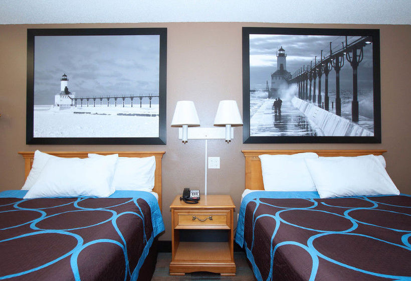 Hotel Super 8 Elkhart  | Elkhart | Indiana | United States 3