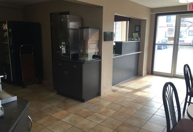 Super 8 Motel Grand Forks  | Grand Forks | North Dakota | United States 2