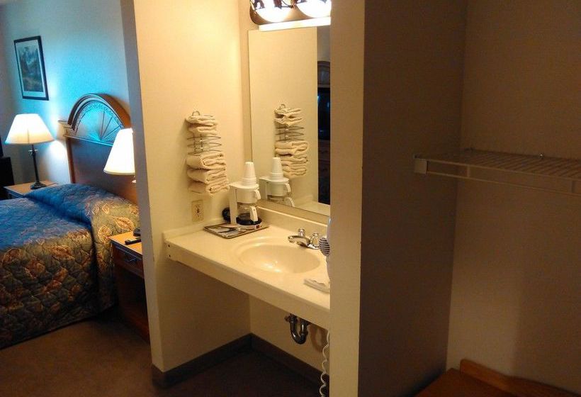 Super 8 Motel Urbana  | Urbana | Iowa | United States