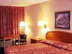 Super 8 Motel Asheville East Biltmore  | Asheville | North Carolina | United States 3