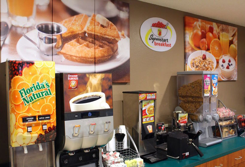 Motel Super 8 Victoria North Mall Area 