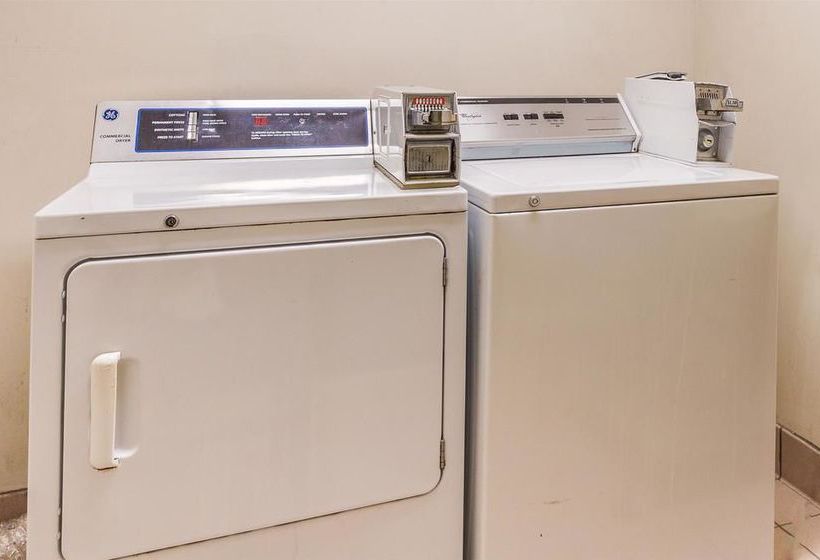 Hotel Super 8 Garland North Dallas Area  | Garland | Texas | United States 10