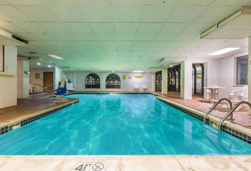 Hotel Super 8 Garland North Dallas Area  | Garland | Texas | United States 15