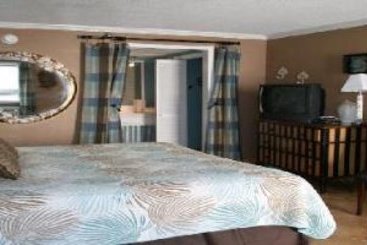 Sea & Breeze Hotel & Condo Tybee Island