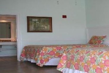 Sea & Breeze Hotel & Condo  | Tybee Island | Georgia | United States 6