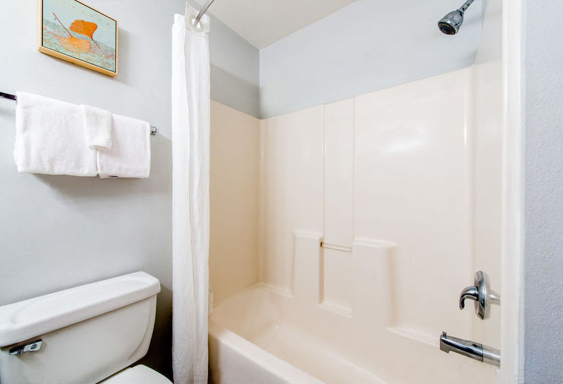 Super 8 Motel - Lake Charles Sulphur  | Lake Charles | Louisiana | United States 4