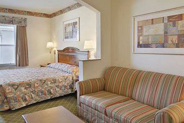 Hotel Super 8 Fort Worth North Meacham Blvd  | Fort Worth | Texas | United States 6