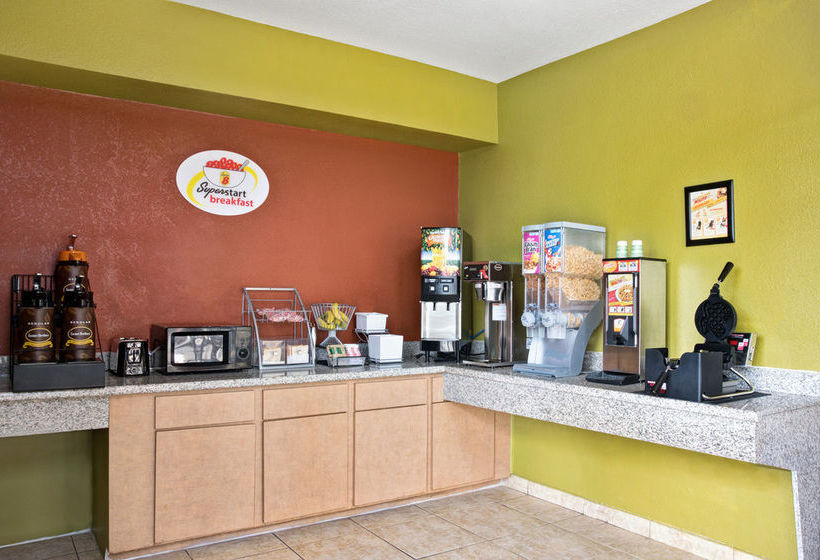 Motel Super 8 Intercontinental Houston TX  | Humble | Texas | United States 5