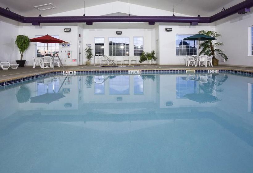 Hotel Crossings by GrandStay Inn & Suites Becker  | Becker | Minnesota | United States 7