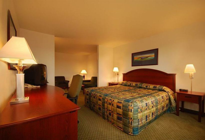 Hotel Crossings by GrandStay Inn & Suites Becker  | Becker | Minnesota | United States 8