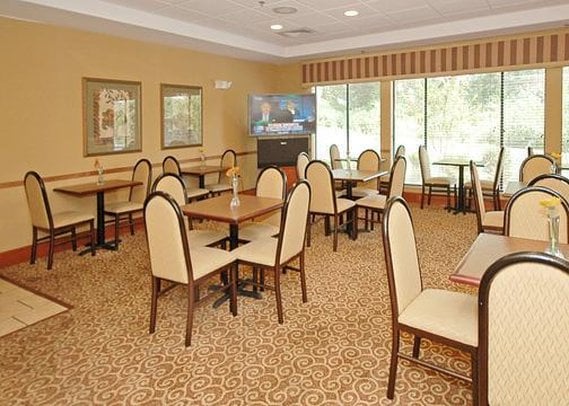 Hotel Sleep Inn & Suites Tupelo  | Tupelo | Mississippi | United States 4