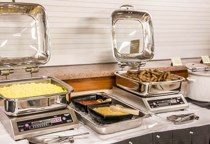 Hotel Sleep Inn , Inn & Suites  | Minot | North Dakota | United States 2