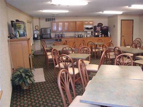 Hotel Sleep Inn , Inn & Suites  | Syracuse | Nebraska | United States 7