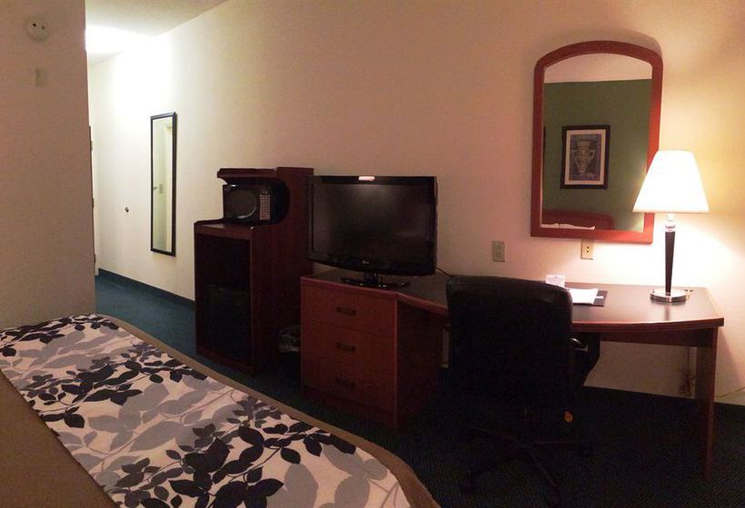 Hotel Sleep Inn , Inn & Suites  | Danville | Virginia | United States 10