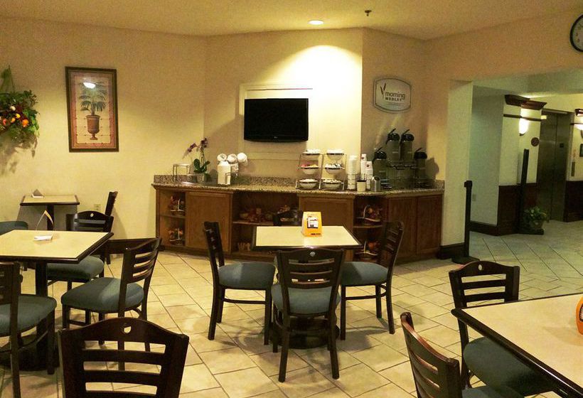 Hotel Sleep Inn , Inn & Suites  | Danville | Virginia | United States 3
