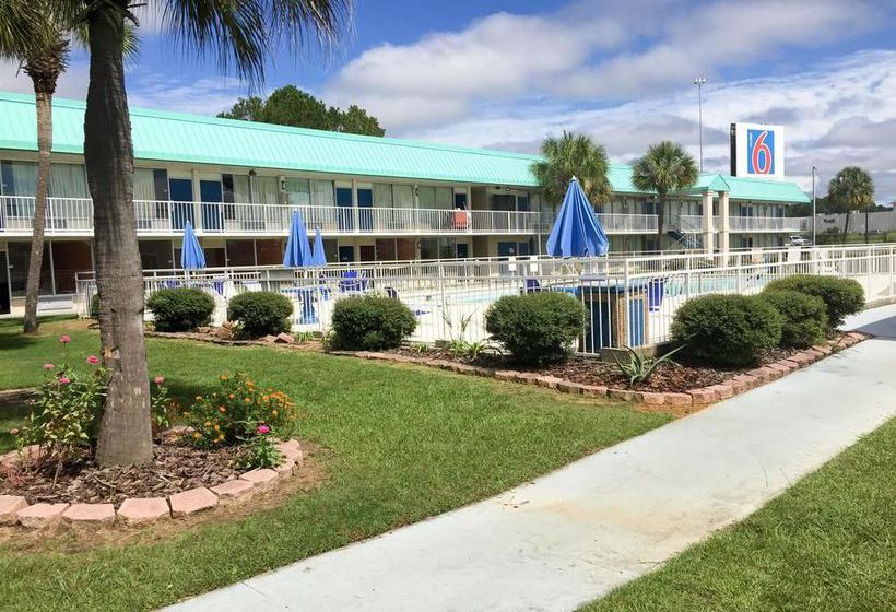 Hotel Travelodge Tifton GA  | Tifton | Georgia | United States 10