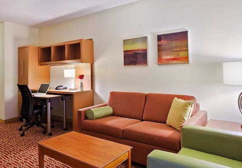 Hotel TownePlace Suites by Marriott Charlotte Arrowood  | Charlotte | North Carolina | United States 4