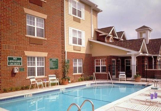 Hotel TownePlace Suites By Marriott Detroit Dearborn  | Dearborn | Michigan | United States 17