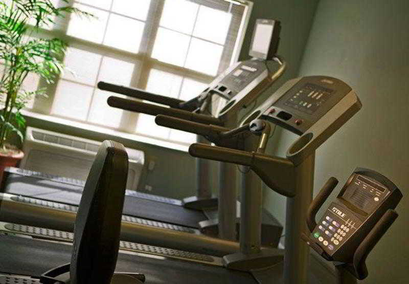 Hotel TownePlace Suites By Marriott Detroit Dearborn  | Dearborn | Michigan | United States 8