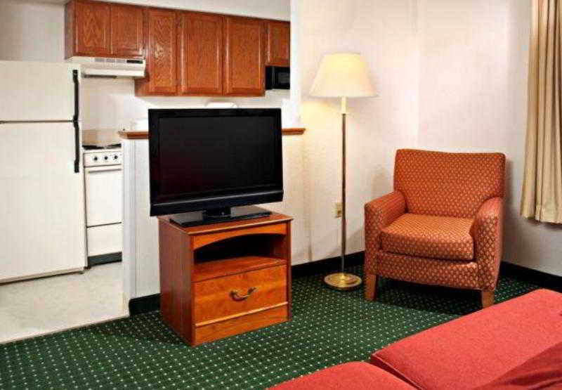 Hotel TownePlace Suites by Marriott Detroit Novi  | Novi | Michigan | United States 1