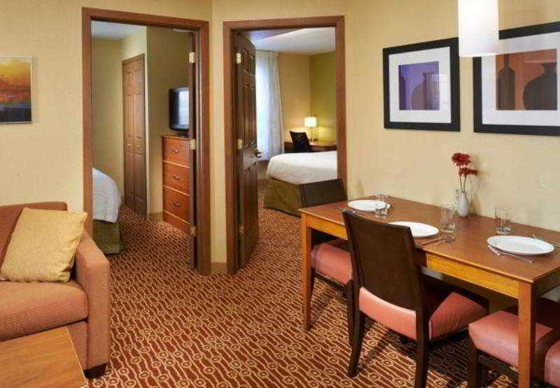 Hotel TownePlace Suites by Marriott Detroit Novi  | Novi | Michigan | United States 10
