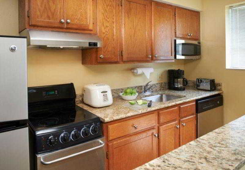 Hotel TownePlace Suites by Marriott Detroit Novi  | Novi | Michigan | United States 12