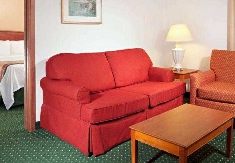 Hotel TownePlace Suites by Marriott Detroit Novi  | Novi | Michigan | United States 2