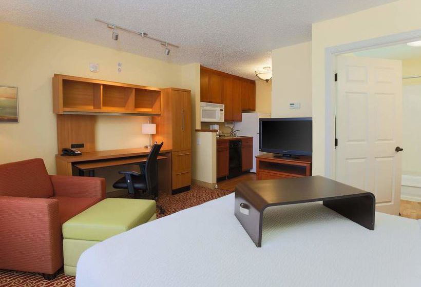 Hotel TownePlace Suites by Marriott Lubbock  | Lubbock | Texas | United States 15