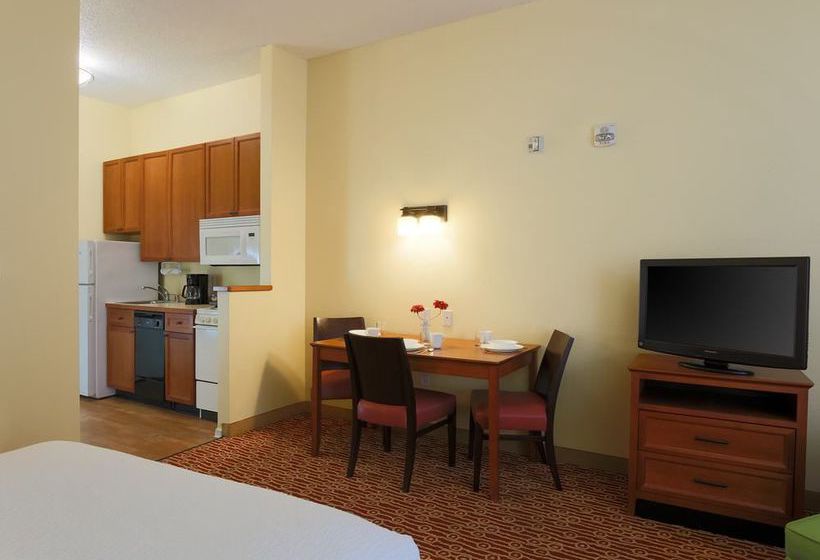 Hotel TownePlace Suites by Marriott Lubbock  | Lubbock | Texas | United States 5