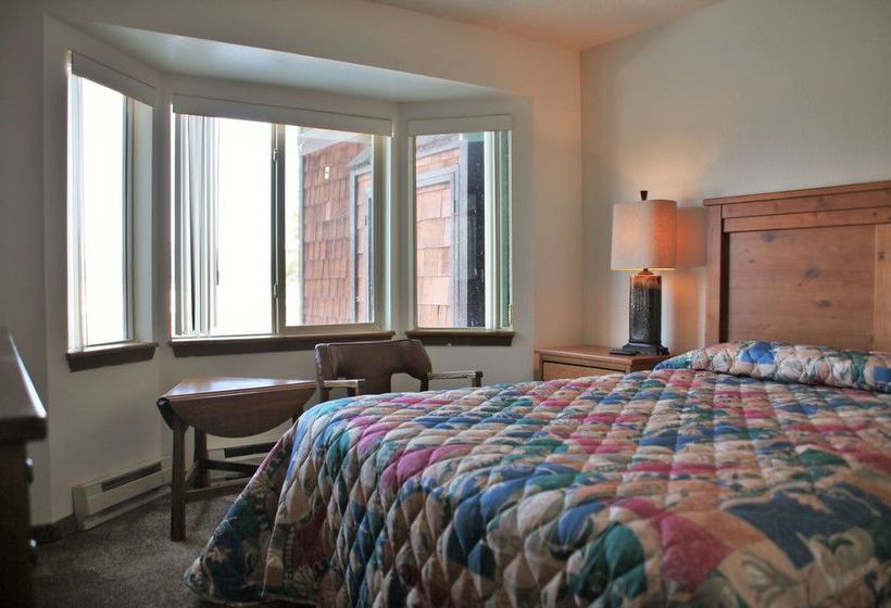 Hotel Island Park Village Resort 