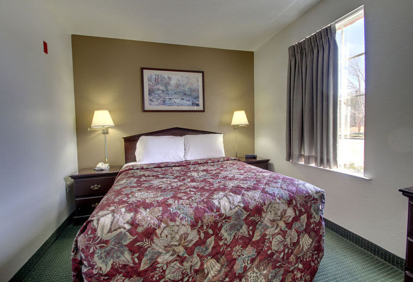 Hotel Crestwood Suites - Greensboro  | Greensboro | North Carolina | United States 6
