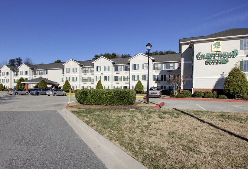 Hotel Crestwood Suites - High Point  | High Point | North Carolina | United States 17