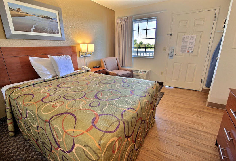Hotel Sun Suites of Chesapeake  | Chesapeake | Virginia | United States 3