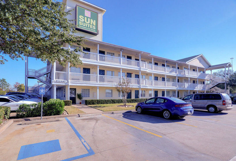Hotel Sun Suites of Hobby (Clearlake)  | Houston | Texas | United States 13